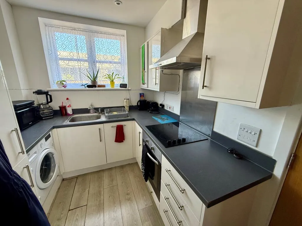 Freehold Block Of Flats For Investment