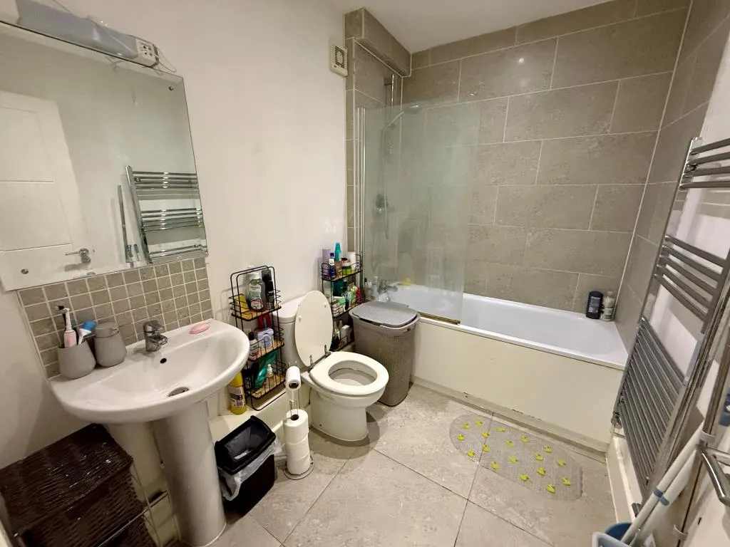 Freehold Block Of Flats For Investment
