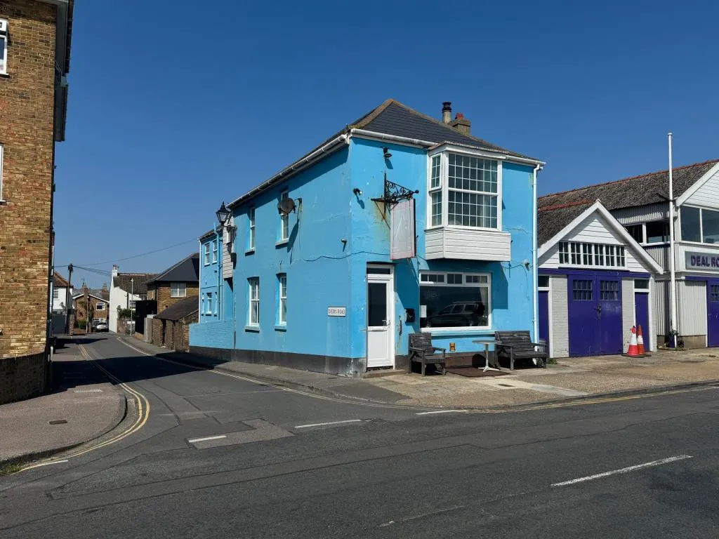 Seafront Public House With Three-Bedroom Flat With Sea Views