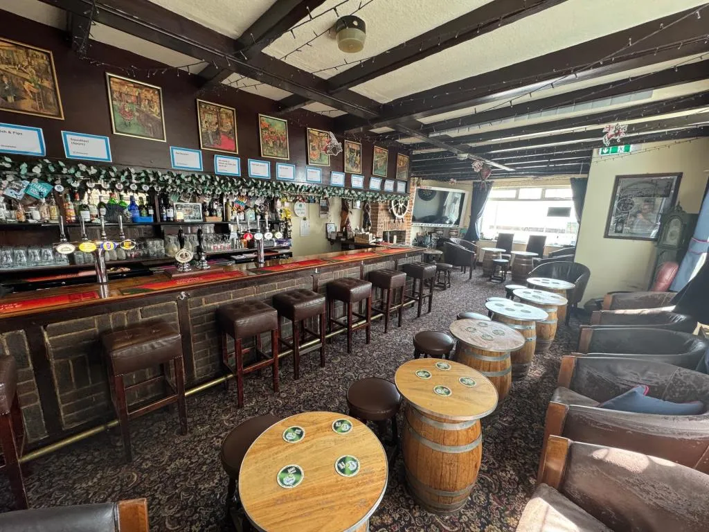 Seafront Public House With Three-Bedroom Flat With Sea Views