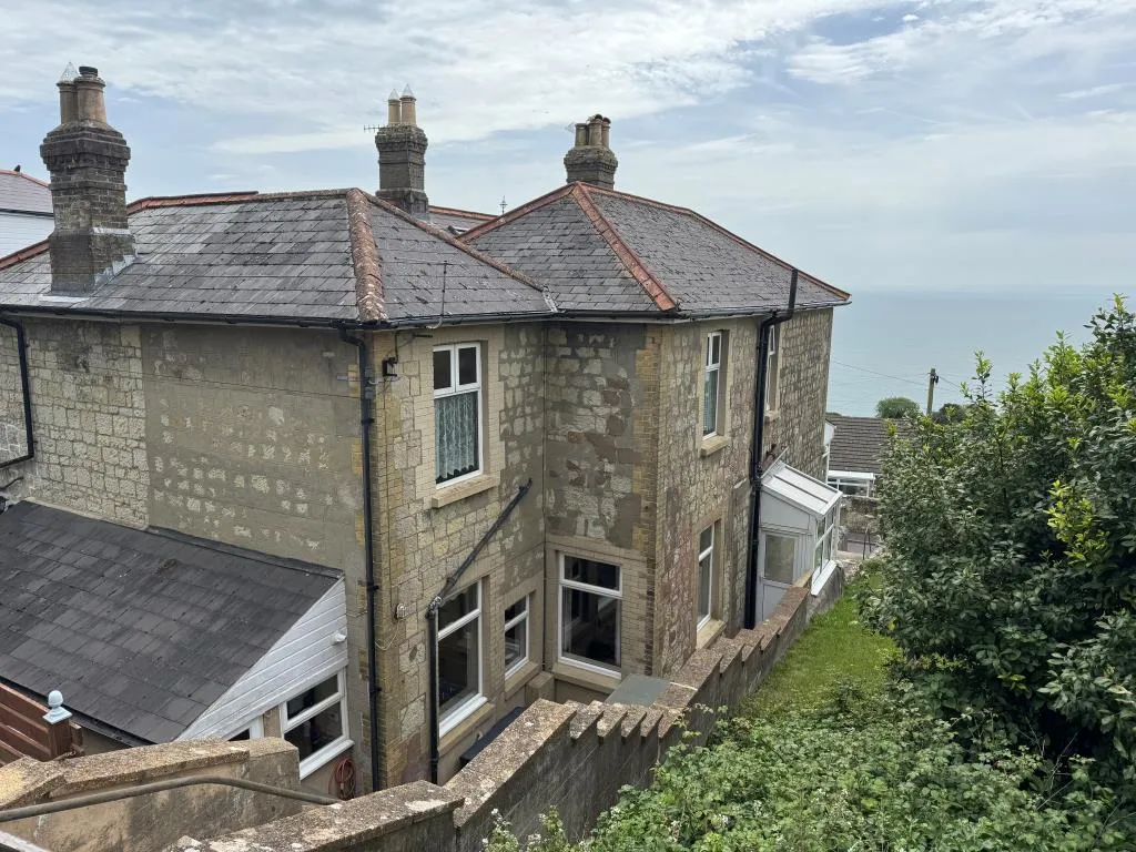 Semi-Detached House For Improvement With Sea Views