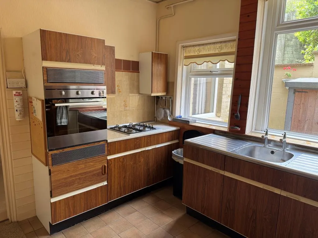 Semi-Detached House For Improvement With Sea Views