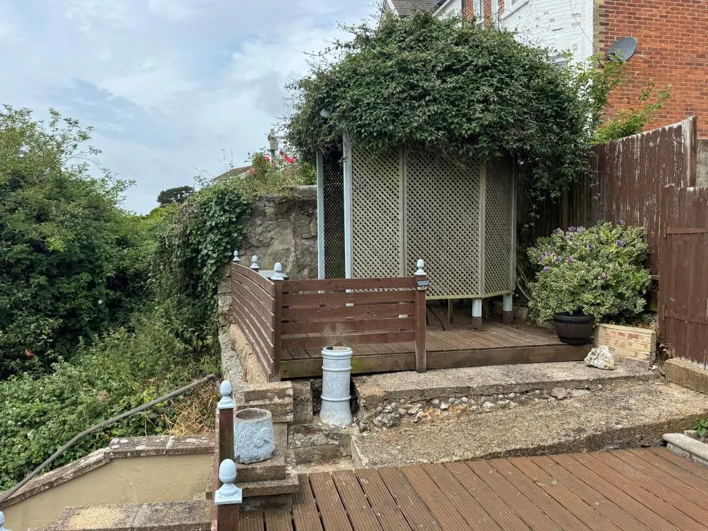 Semi-Detached House For Improvement With Sea Views