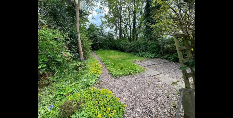 Lot 74 - Freehold Investment Comprising Five Apartments With Parking And Gardens