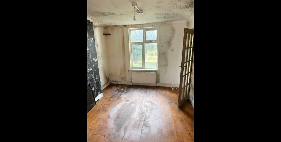Lot 68 - End-terrace Cottage For Improvement