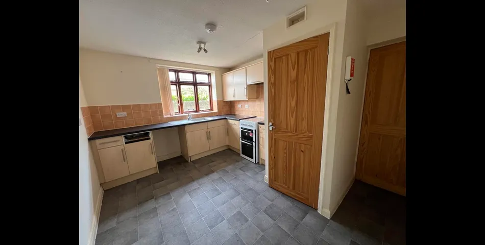 Lot 93 - Cottage For Refurbishment