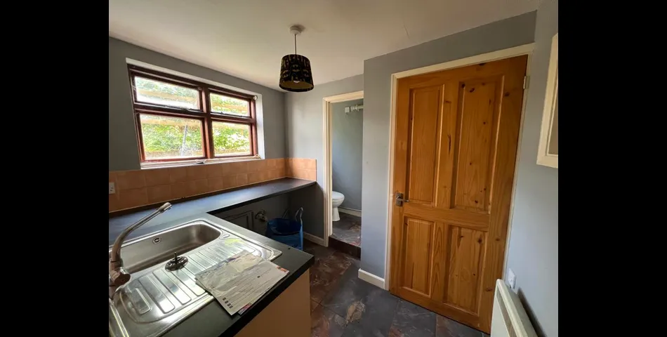 Lot 93 - Cottage For Refurbishment