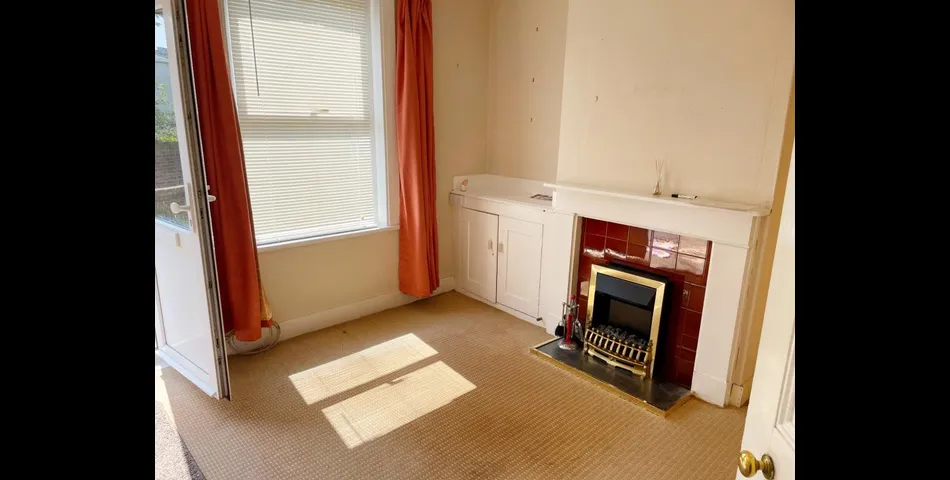 Lot 29 - Mid-terrace House For Improvement