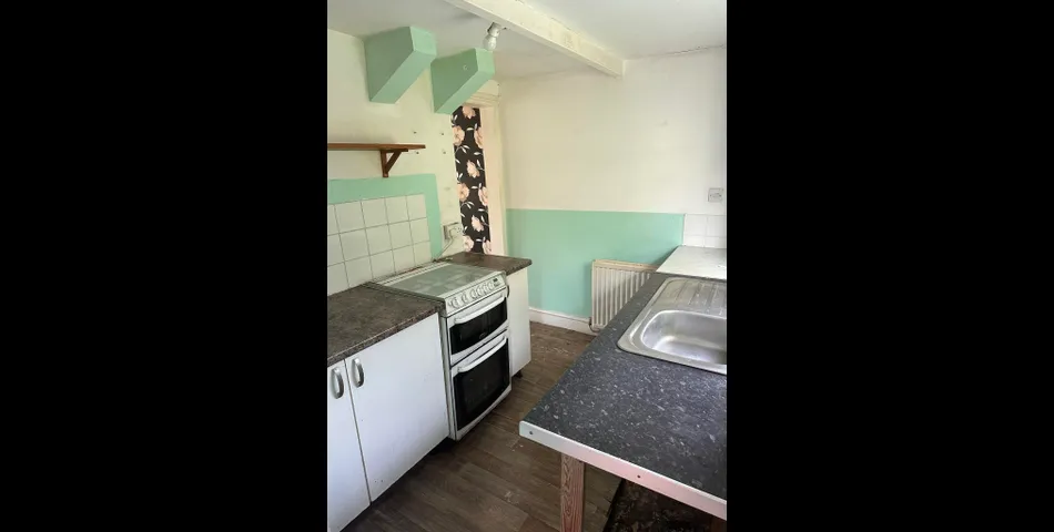 Lot 99 - End-terrace Cottage For Improvement