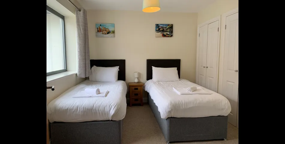 Lot 16 - Top Floor Holiday Apartment With Sea Views For Investment