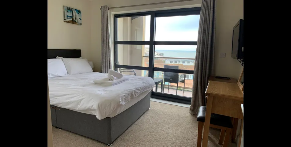 Lot 16 - Top Floor Holiday Apartment With Sea Views For Investment