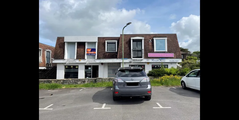 Lot 44 - Freehold Mixed Use Investment