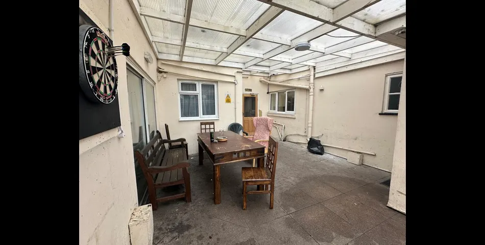 Lot 108 - 23-bedroom Hmo With Good Rental Income