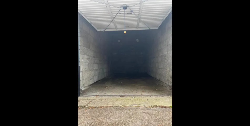 Lot 114 - Ten Refurbished Lock-up Garages