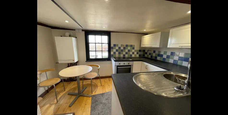 Lot 110 - Vacant Studio Flat For Investment