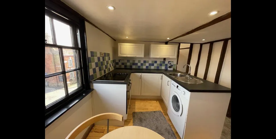 Lot 110 - Vacant Studio Flat For Investment