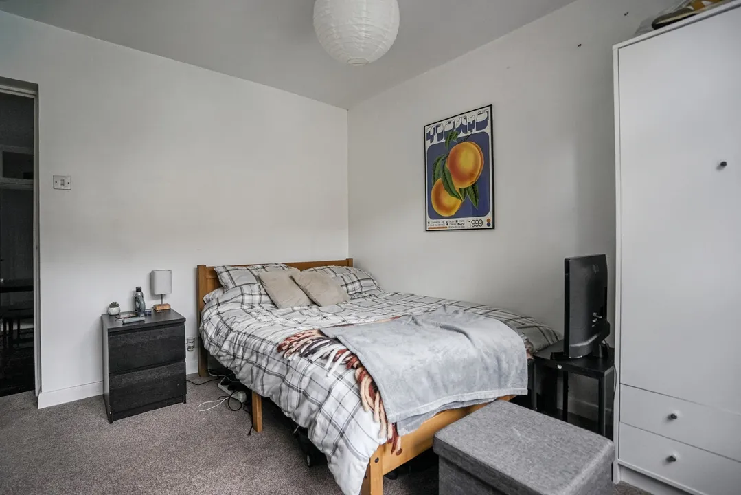 35a Rookstone Road, London, SW17 9NQ