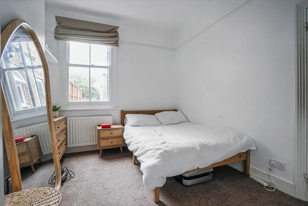 35a Rookstone Road, London, SW17 9NQ