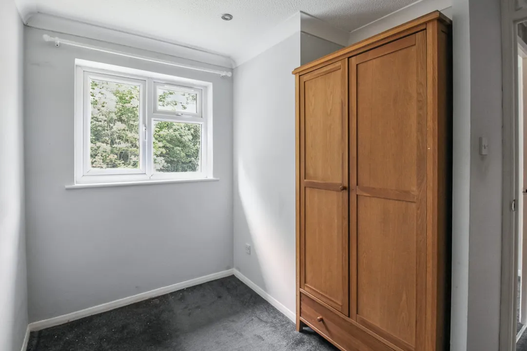 97 Curling Lane, Badgers Dene, Grays, Essex, RM17 5JJ