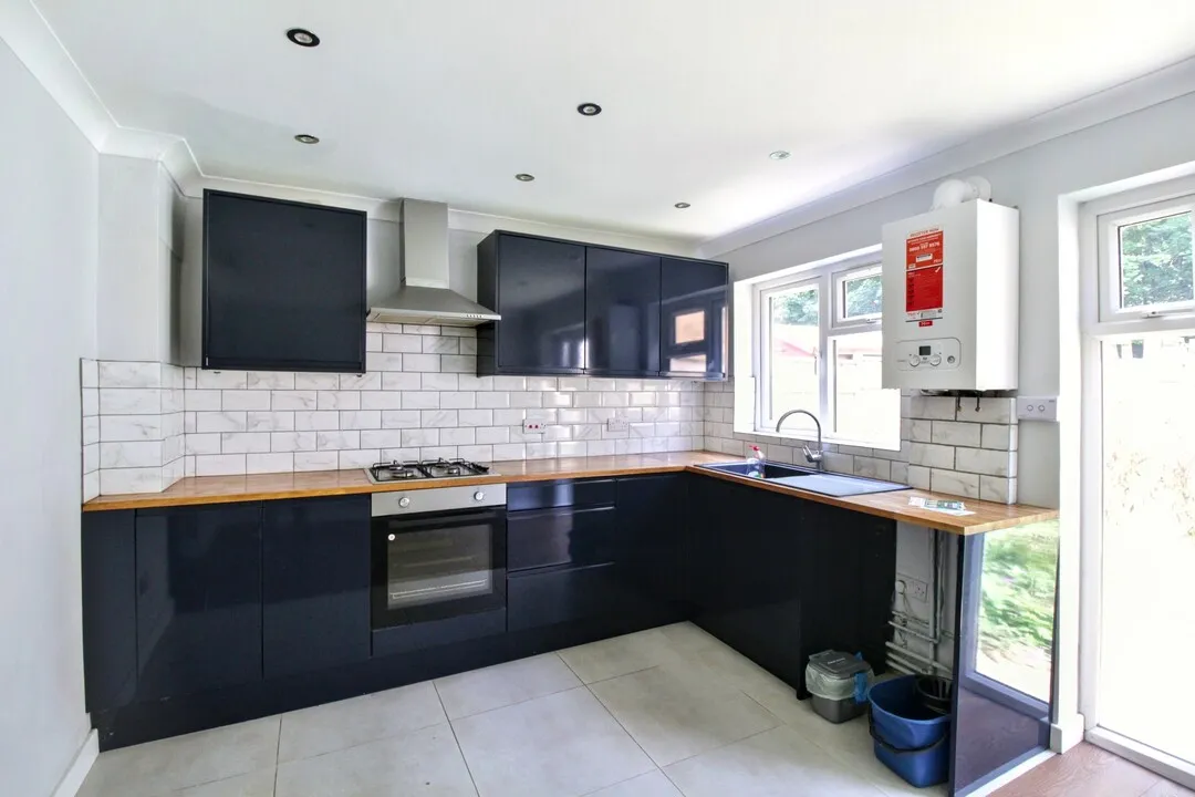 97 Curling Lane, Badgers Dene, Grays, Essex, RM17 5JJ