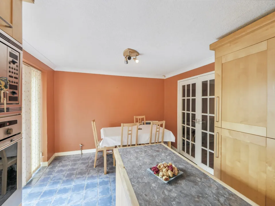 71 Apollo Drive, Nottingham, Nottinghamshire, NG6 7AE