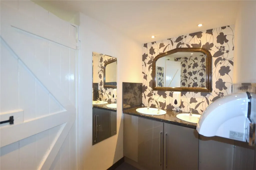 The Holland Arms, Trofarth, Abergele, Conwy, LL22 8BG.