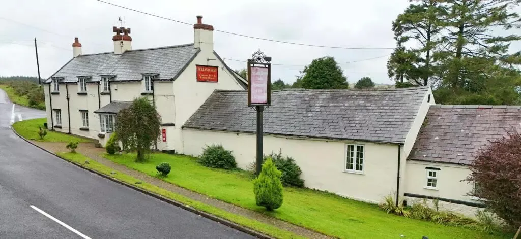 The Holland Arms, Trofarth, Abergele, Conwy, LL22 8BG.