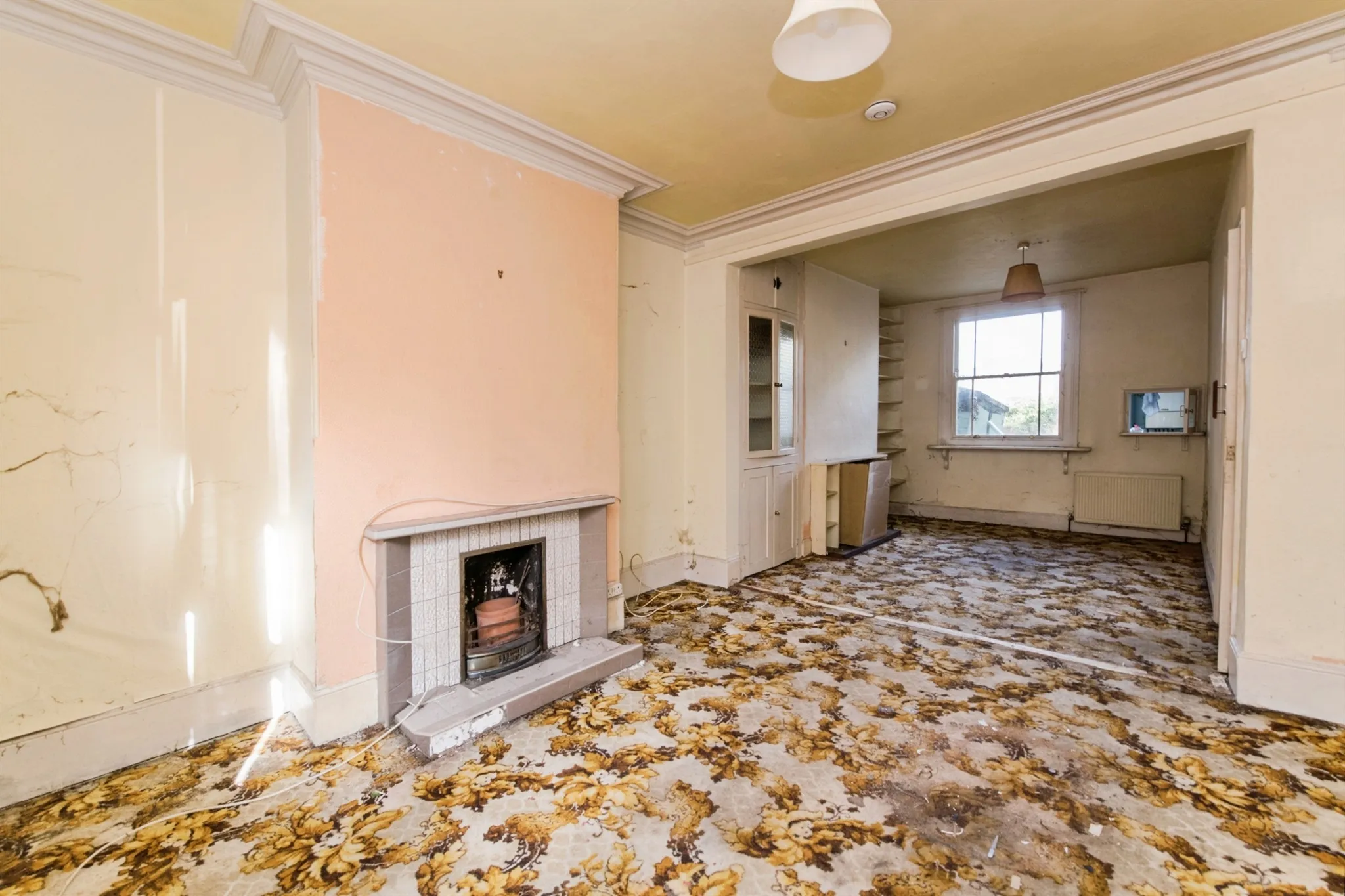 4 bed Semi-Detached