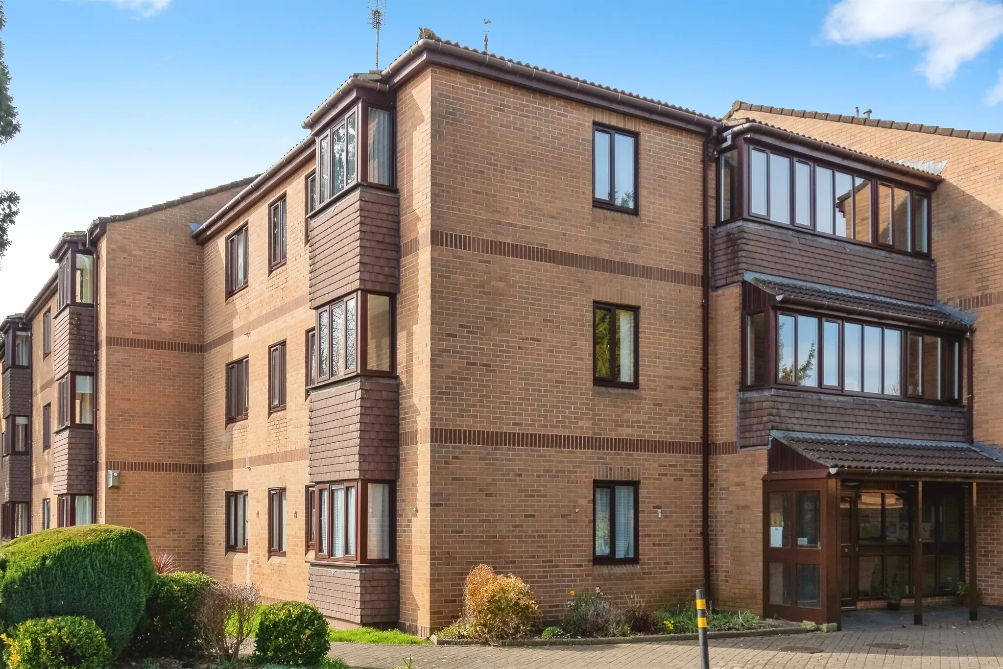 2 bed Apartment