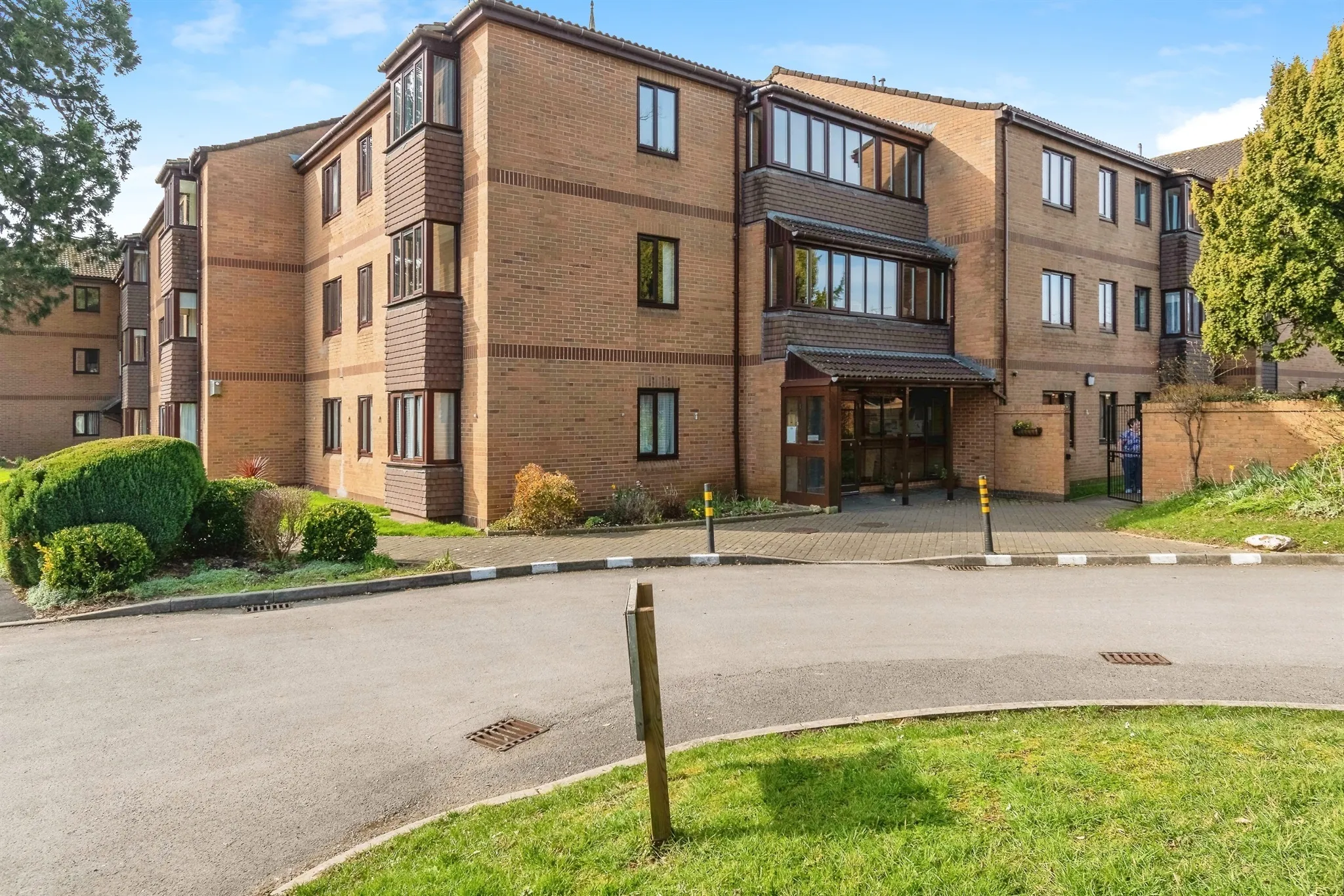 2 bed Apartment