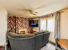 2 bed Block of Apartments