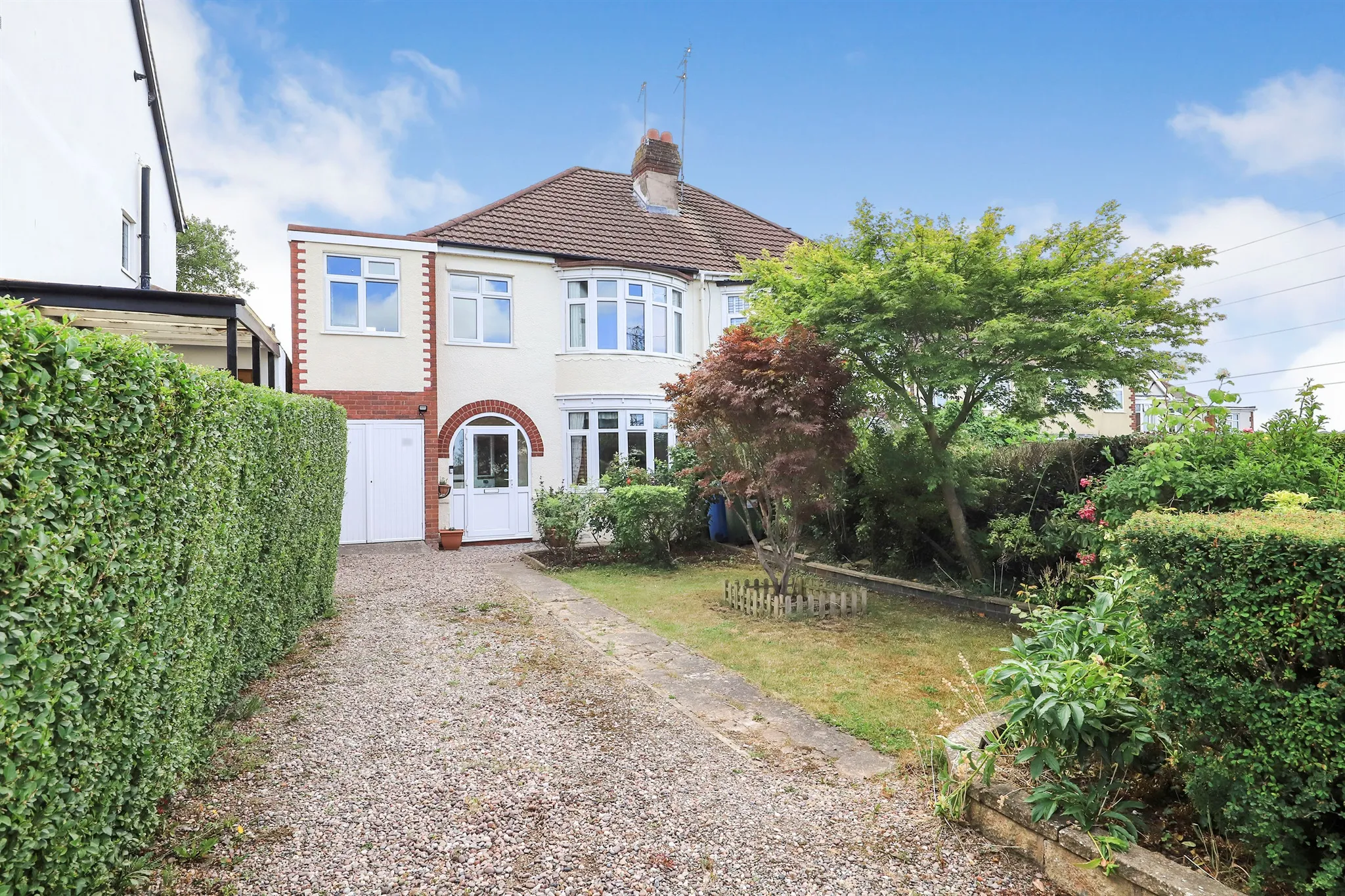 4 bed Semi-Detached