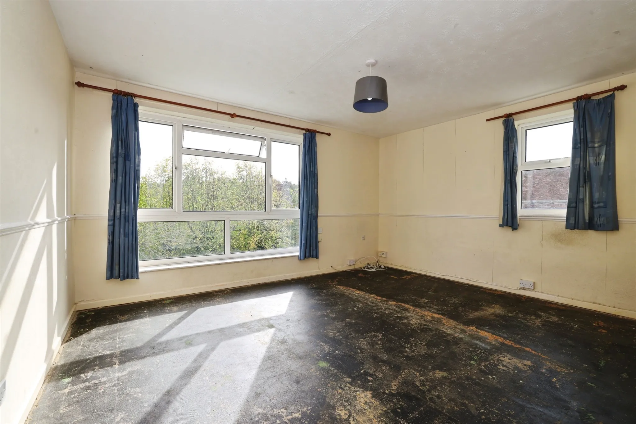 3 bed Block of Apartments