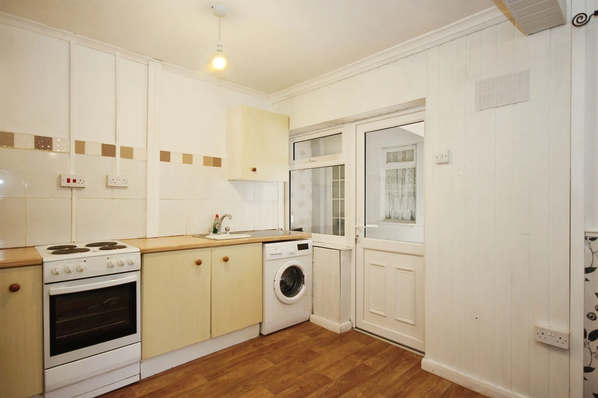 2 bed End of Terrace