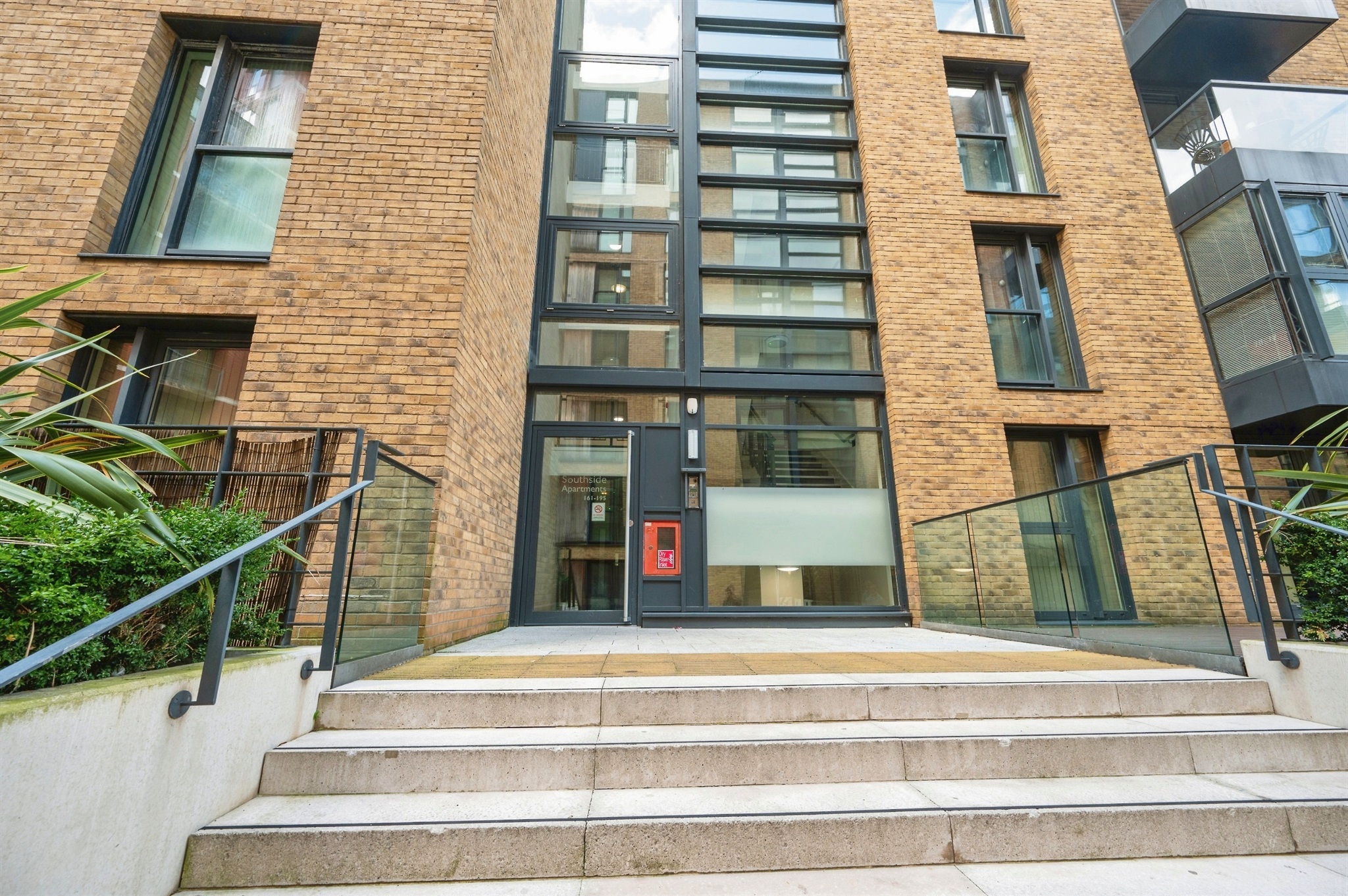 2 bed Ground Flat