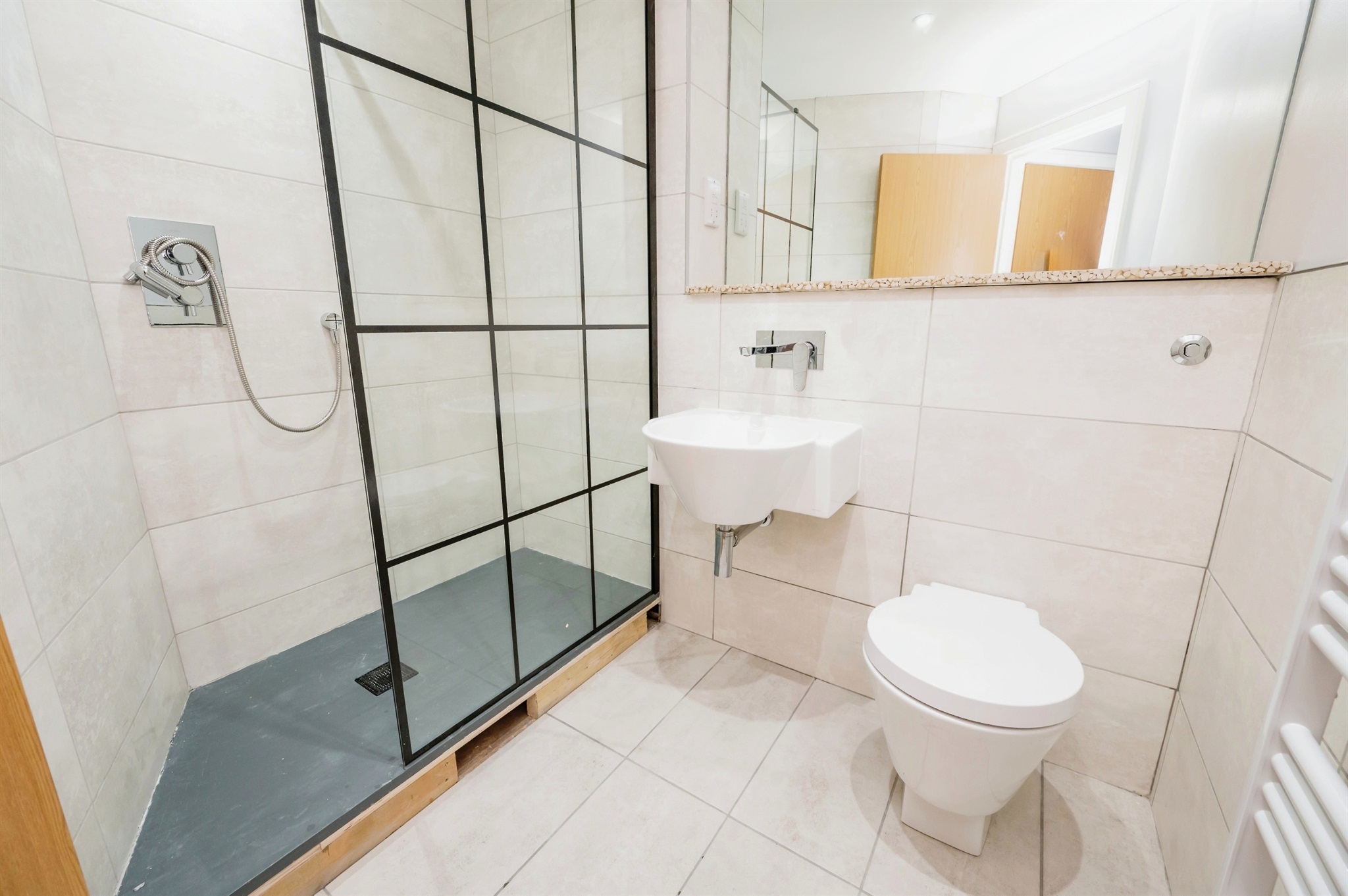 2 bed Ground Flat