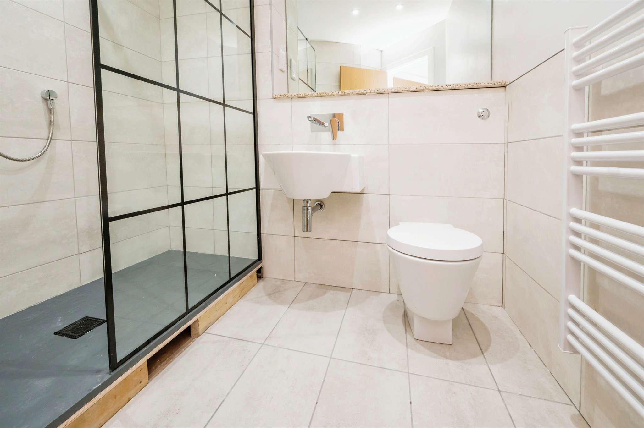 2 bed Ground Flat