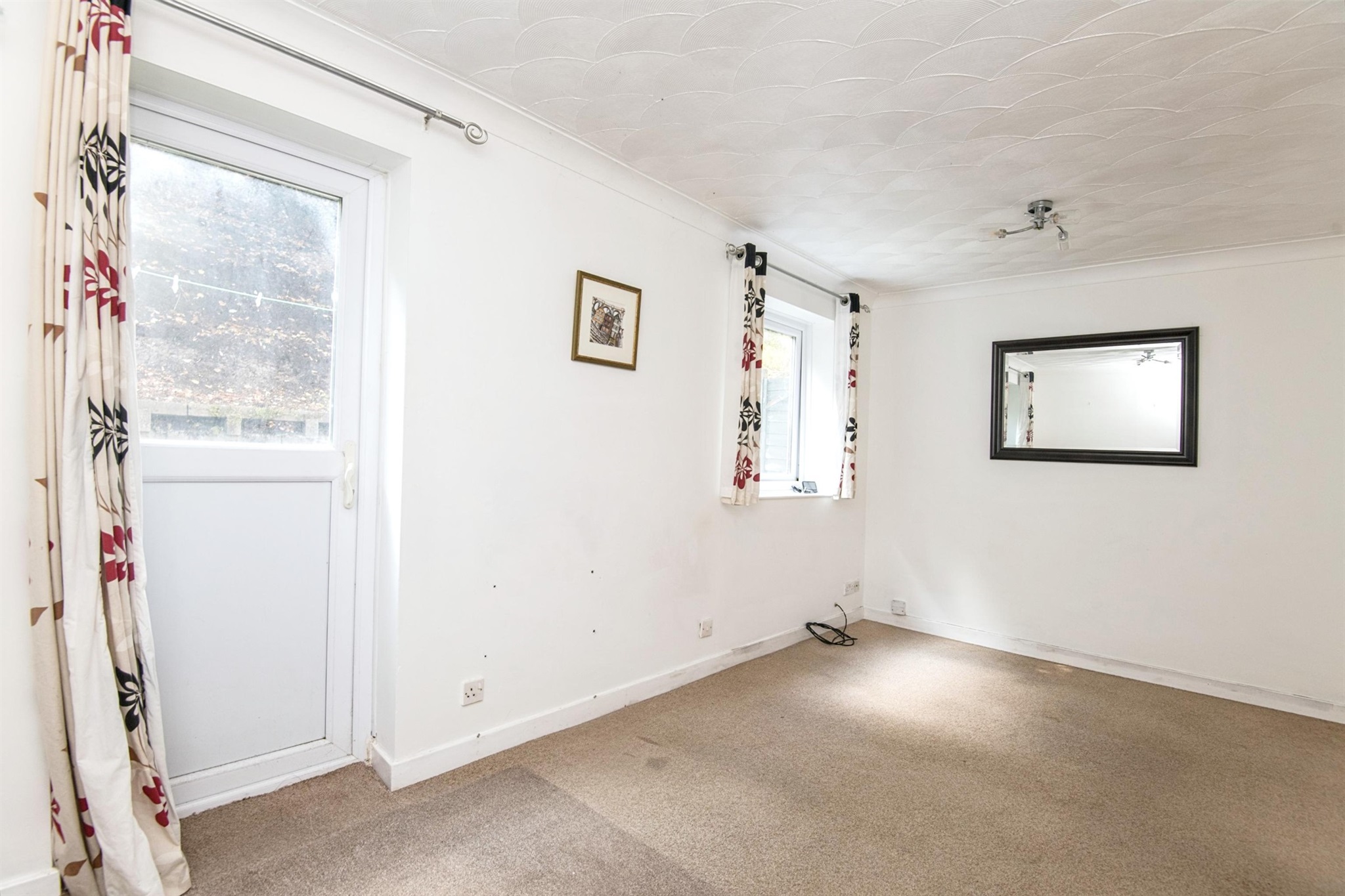 3 bed Terraced