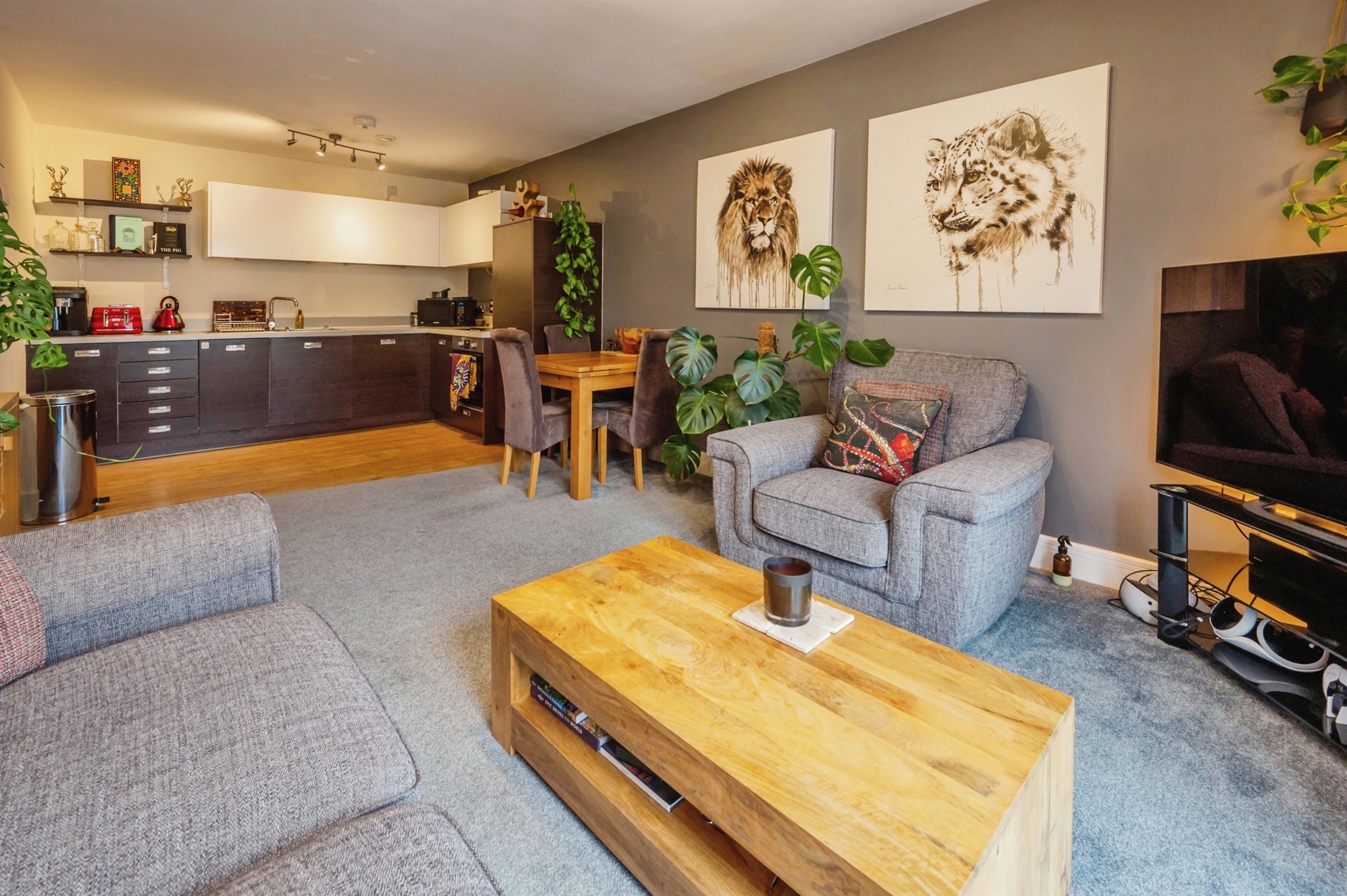 2 bed Apartment