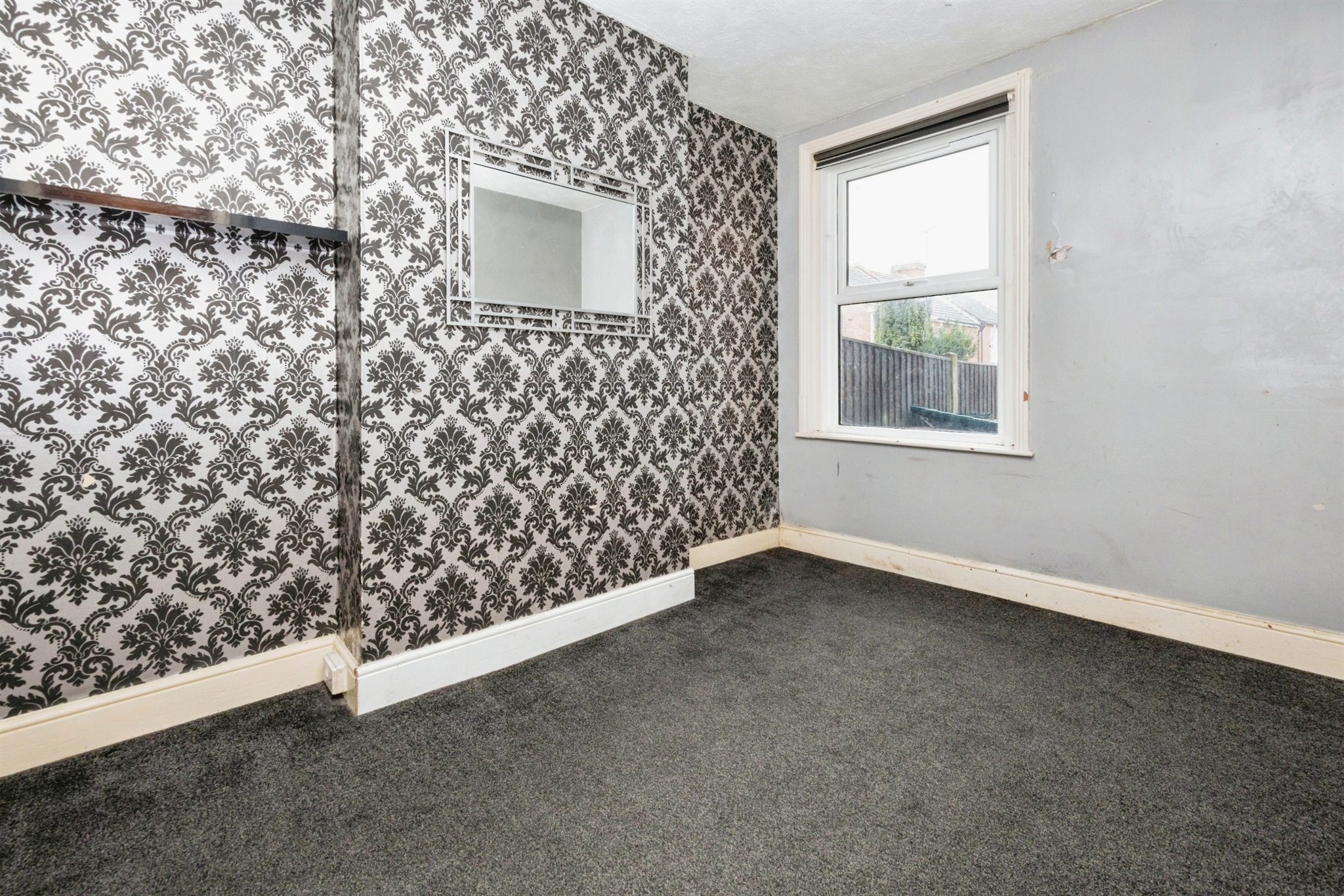 4 bed Terraced