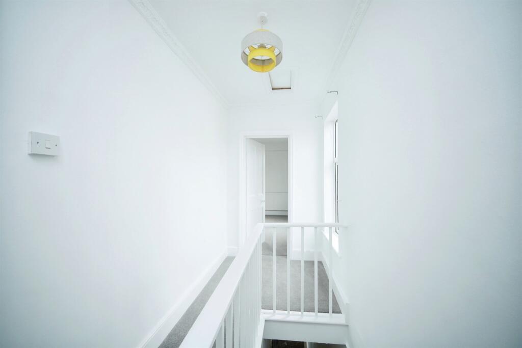2 bed End of Terrace