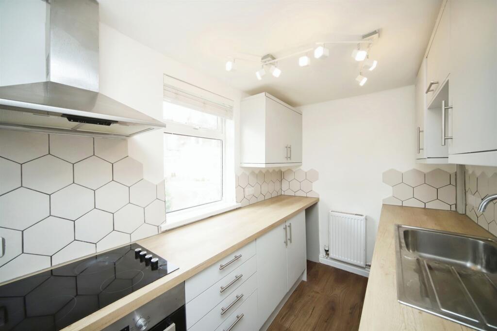 2 bed End of Terrace