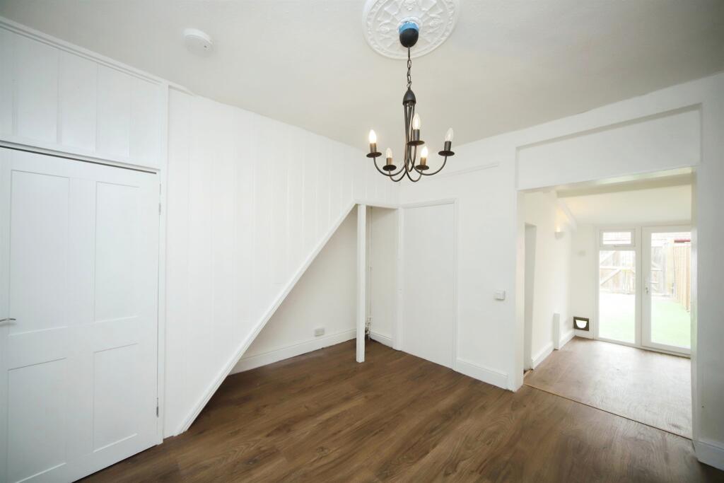 2 bed End of Terrace