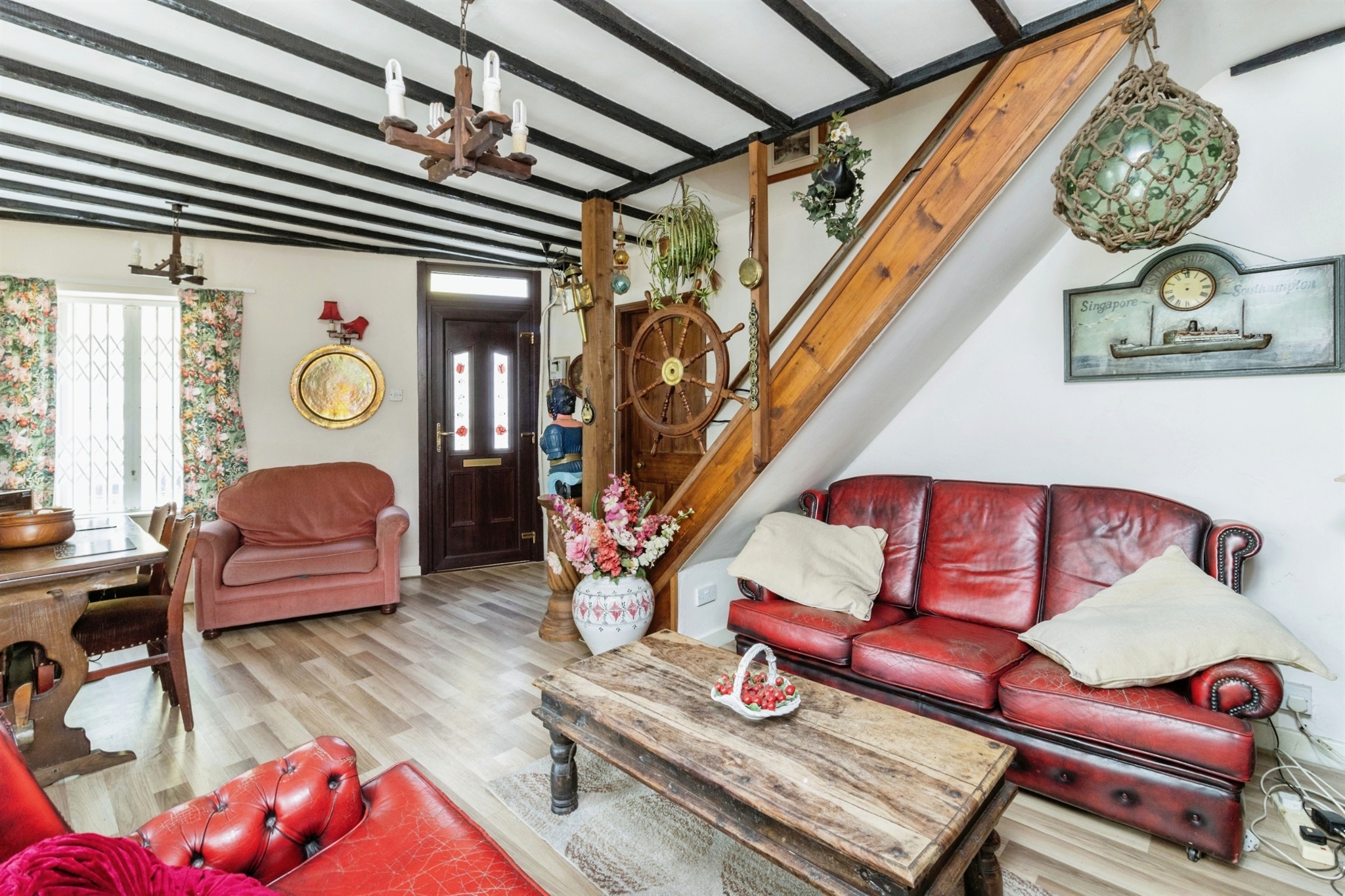 2 bed Detached