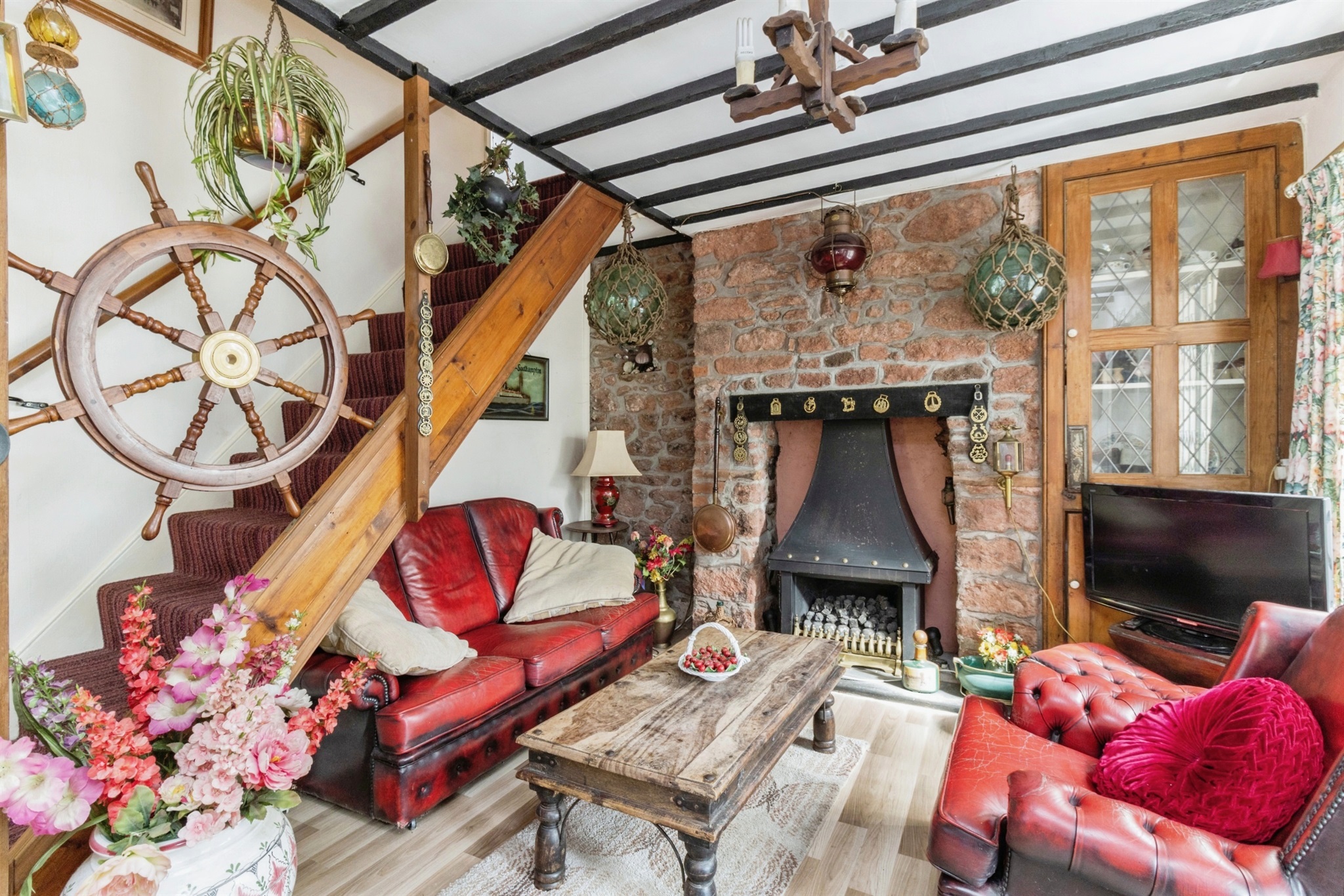 2 bed Detached