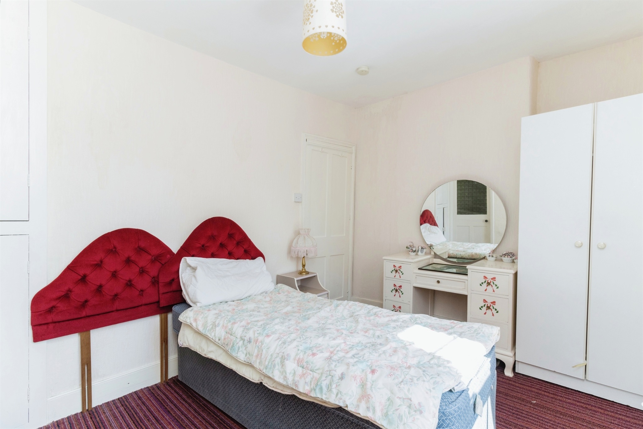 2 bed Detached