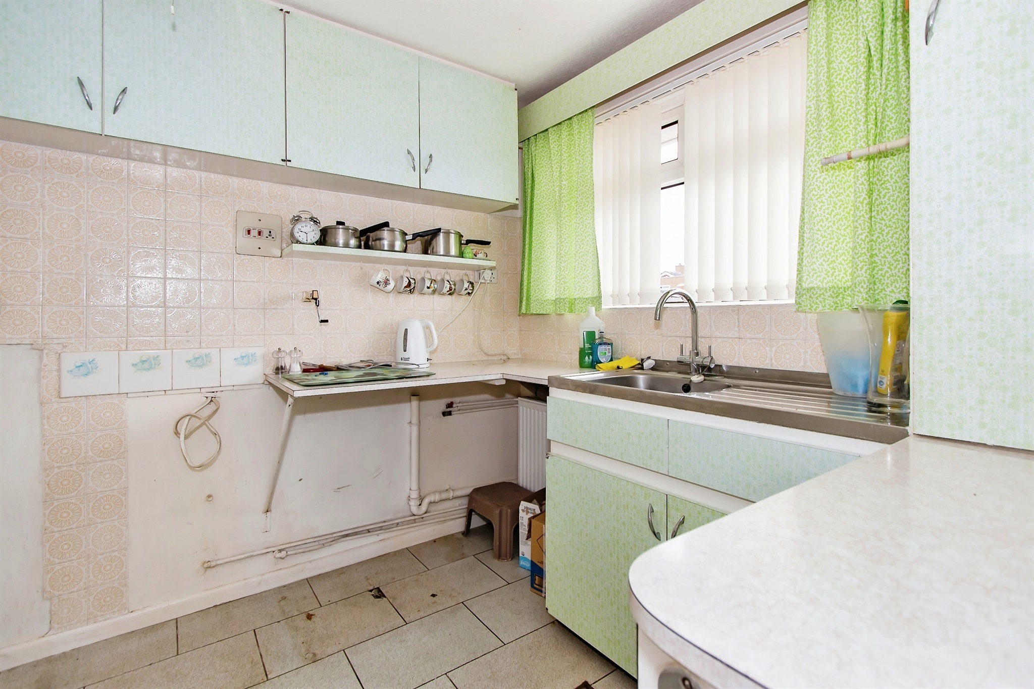 2 bed Semi-Detached Bungalow