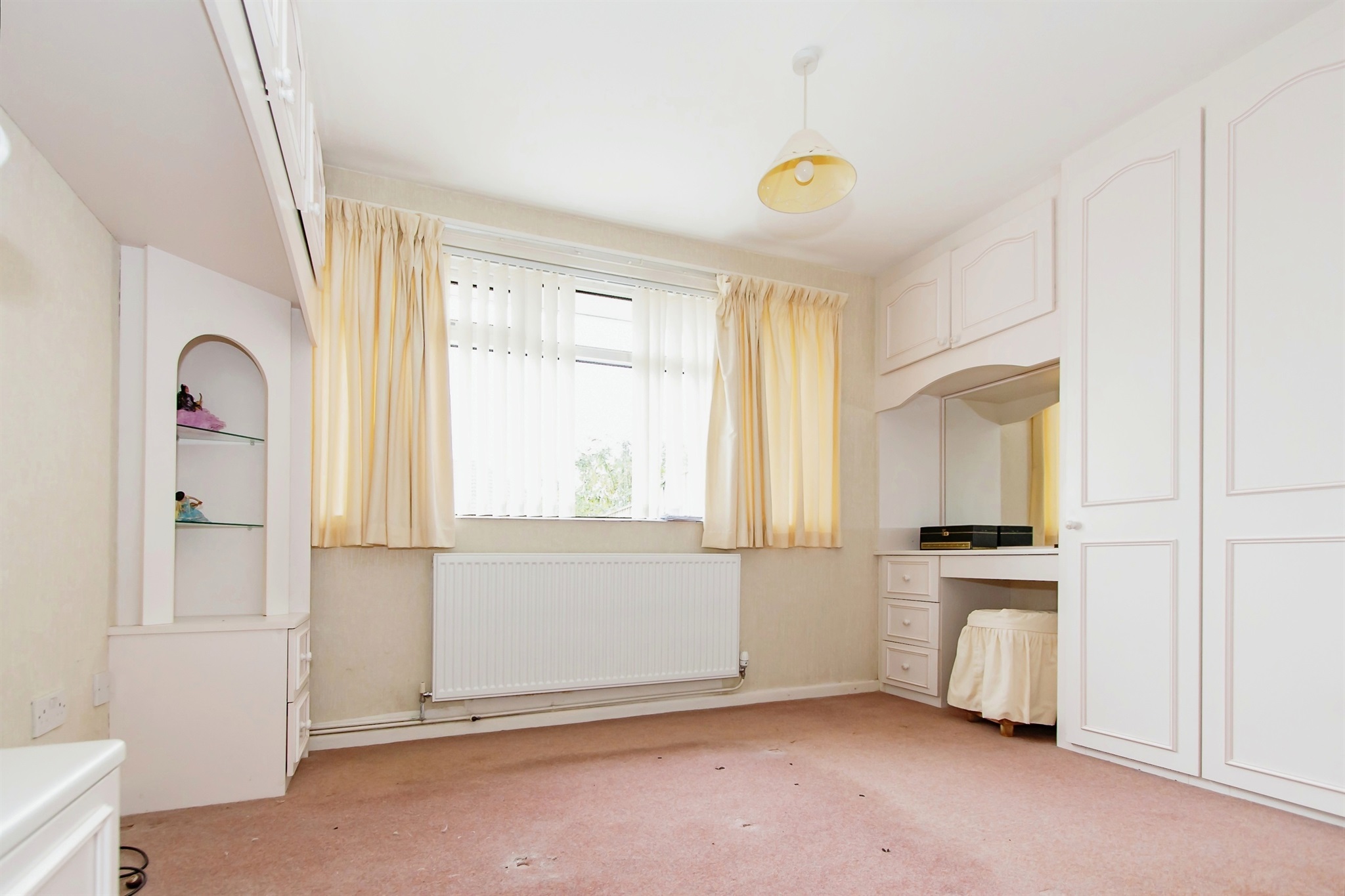 2 bed Semi-Detached Bungalow