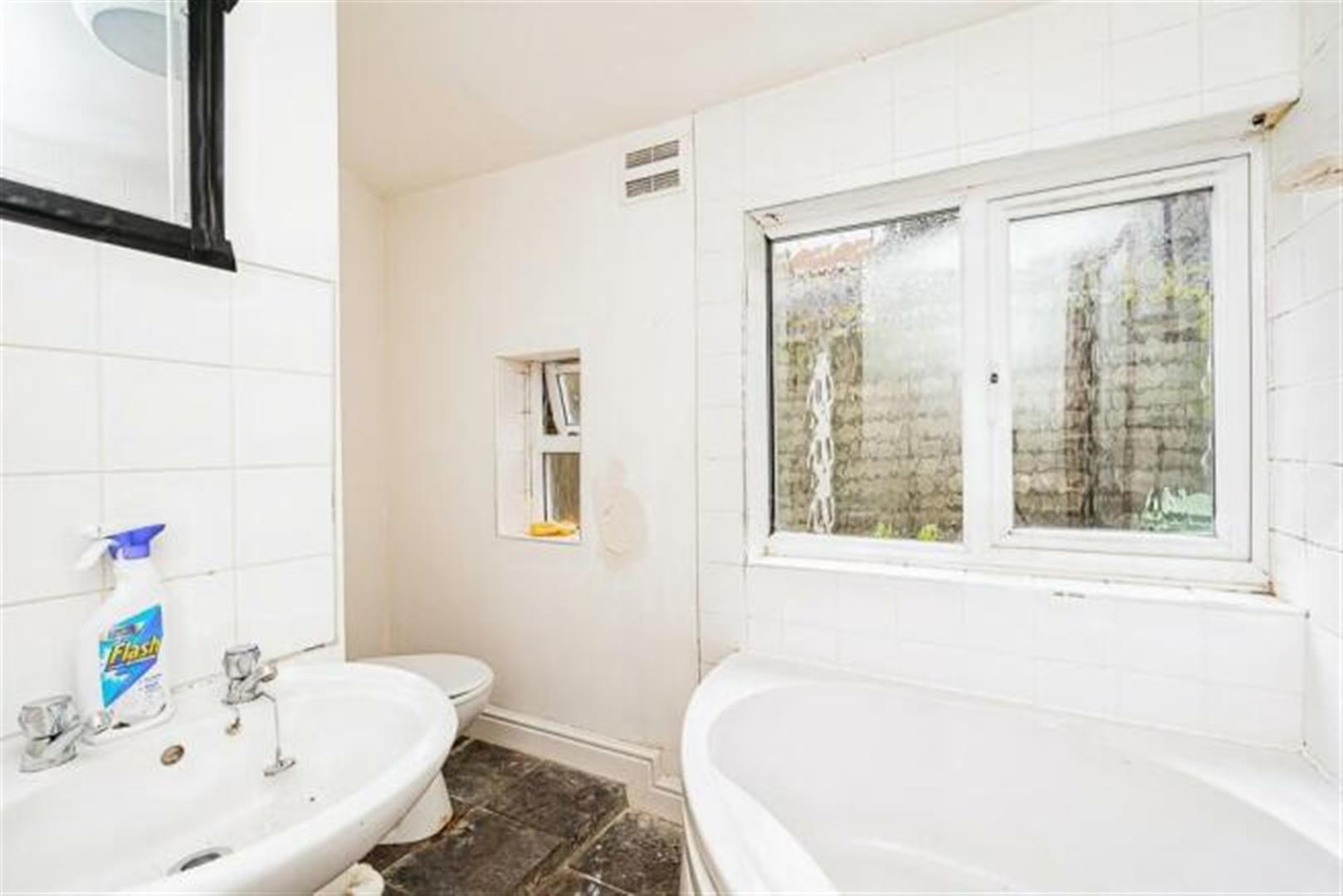 2 bed Terraced