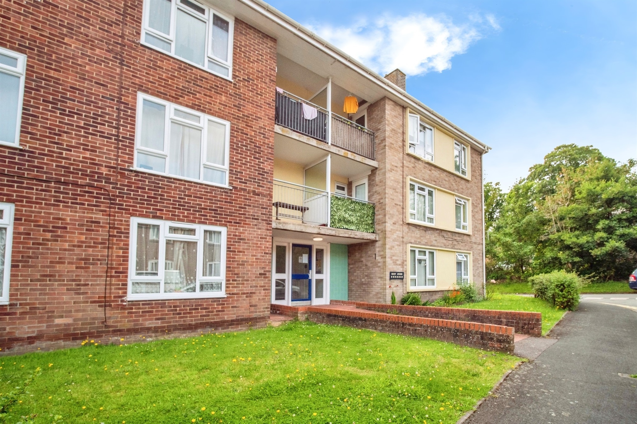 2 bed Apartment